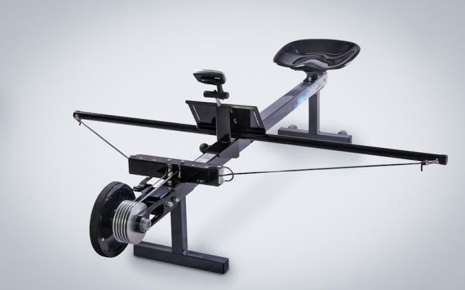 Onefeng Sports Support mural pivotant pour kayak de 45,4 kg - Pour  économiser de l'espace dans le garage - S'étend à 43,2 cm du mur - Convient  pour toutes les tailles de